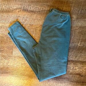 SKIMS Teal Leggings